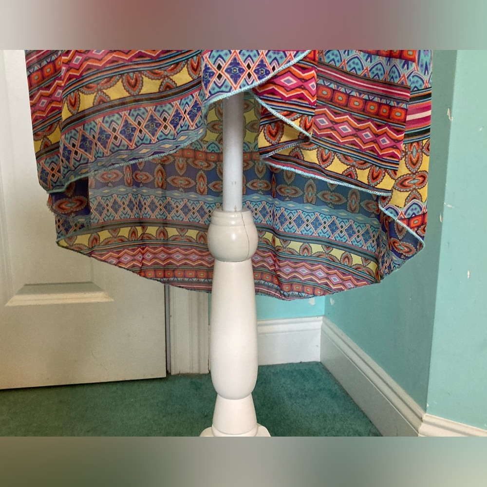 Love Reign Multicolored Geometric Pattern Sleevel… - image 3